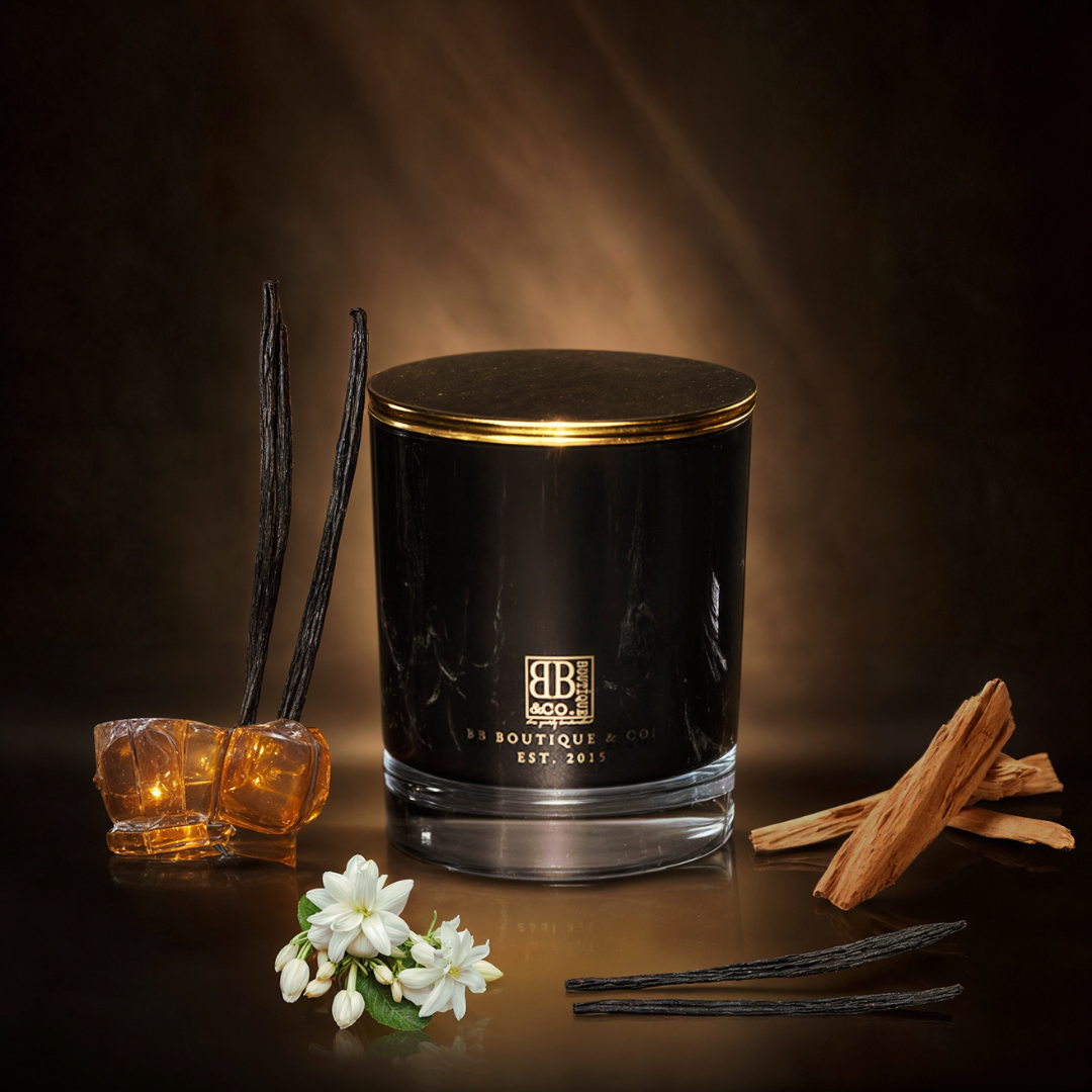 BB Boutique & Co. Elegance Candle with Fragrance Notes